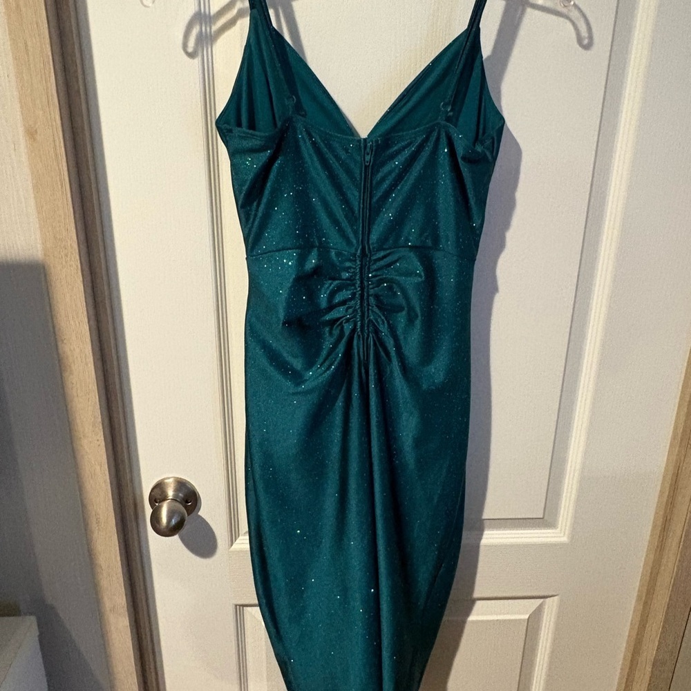 Honey and Rosie Sparkling Green Ruched Midi Dress - Picture 6 of 8